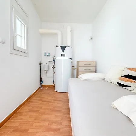 Yenny Villa Vila Seca